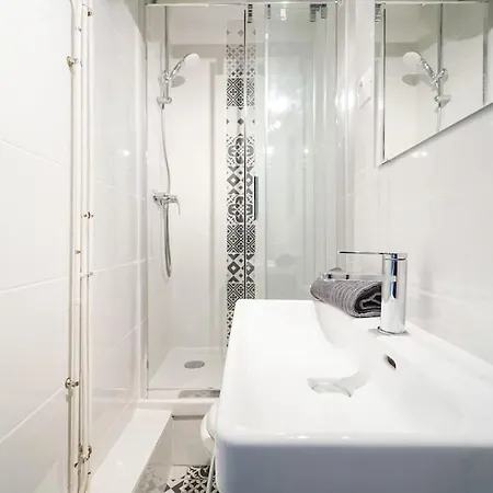 아파트 Cosy And Confortable - Iv *